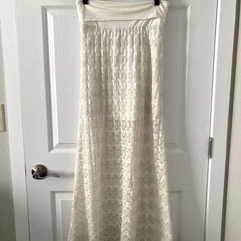 Vanity Lace Maxi Skirt
